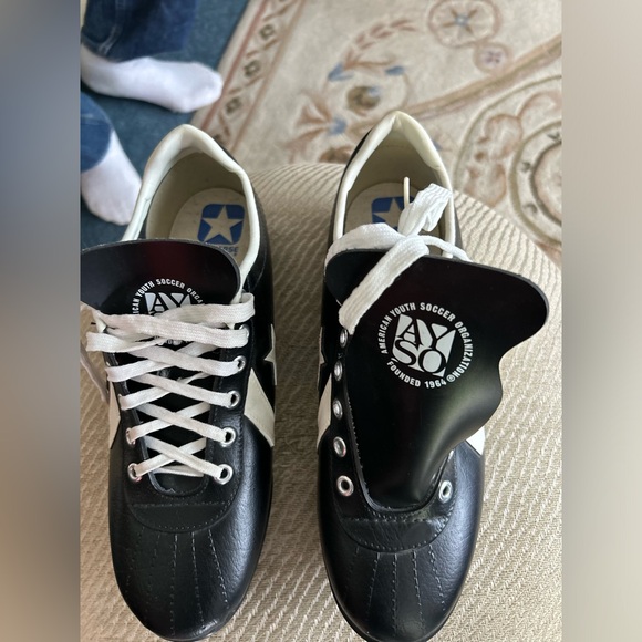 Soccer shoes - Picture 5 of 5